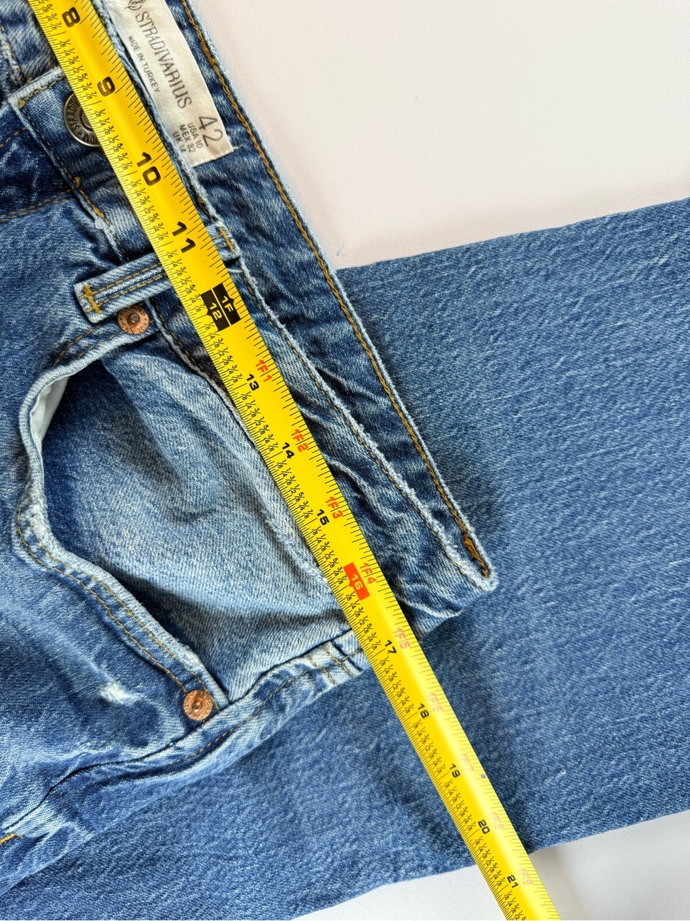Stradivarius Vintage Wash Straight Leg mom Jeans aesthetic Relaxed Y2K 42/10 - Picture 4 of 7
